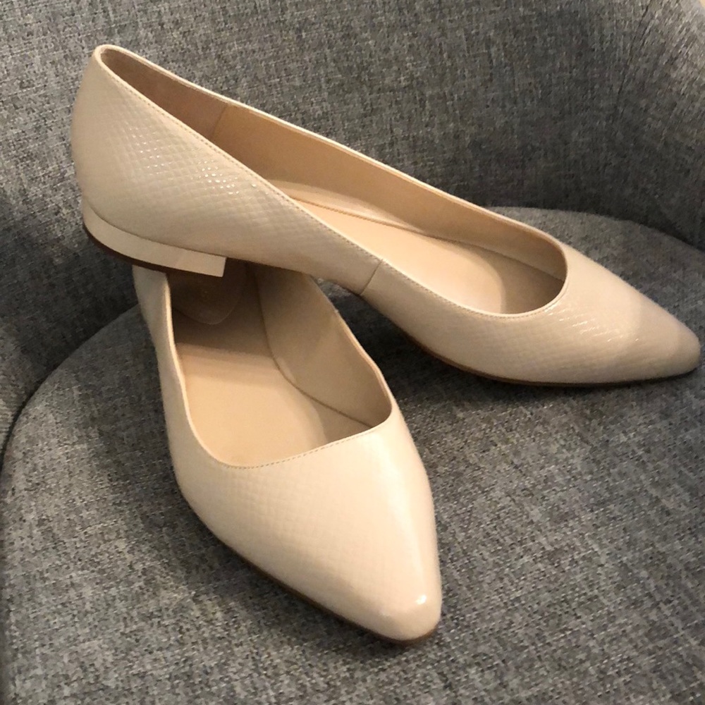Calvin Klein ivory patterned patent leather flats